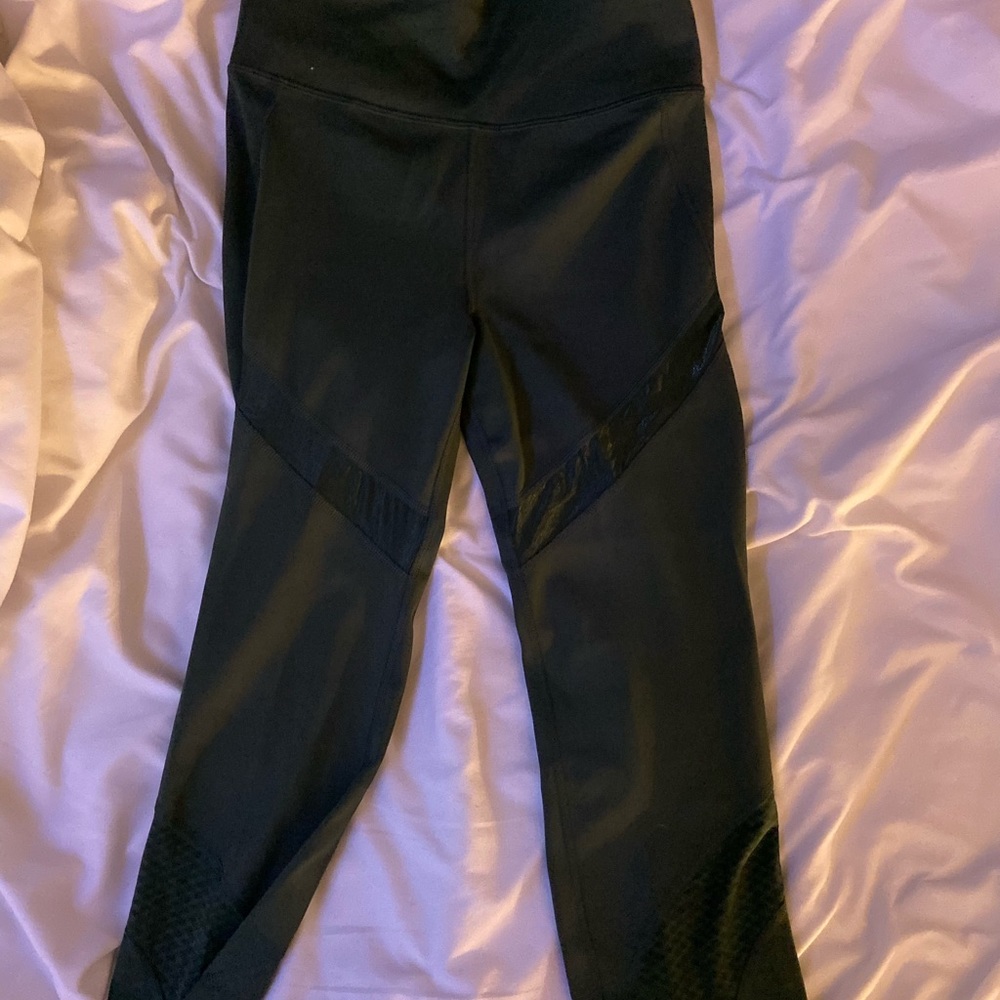 dark green capris